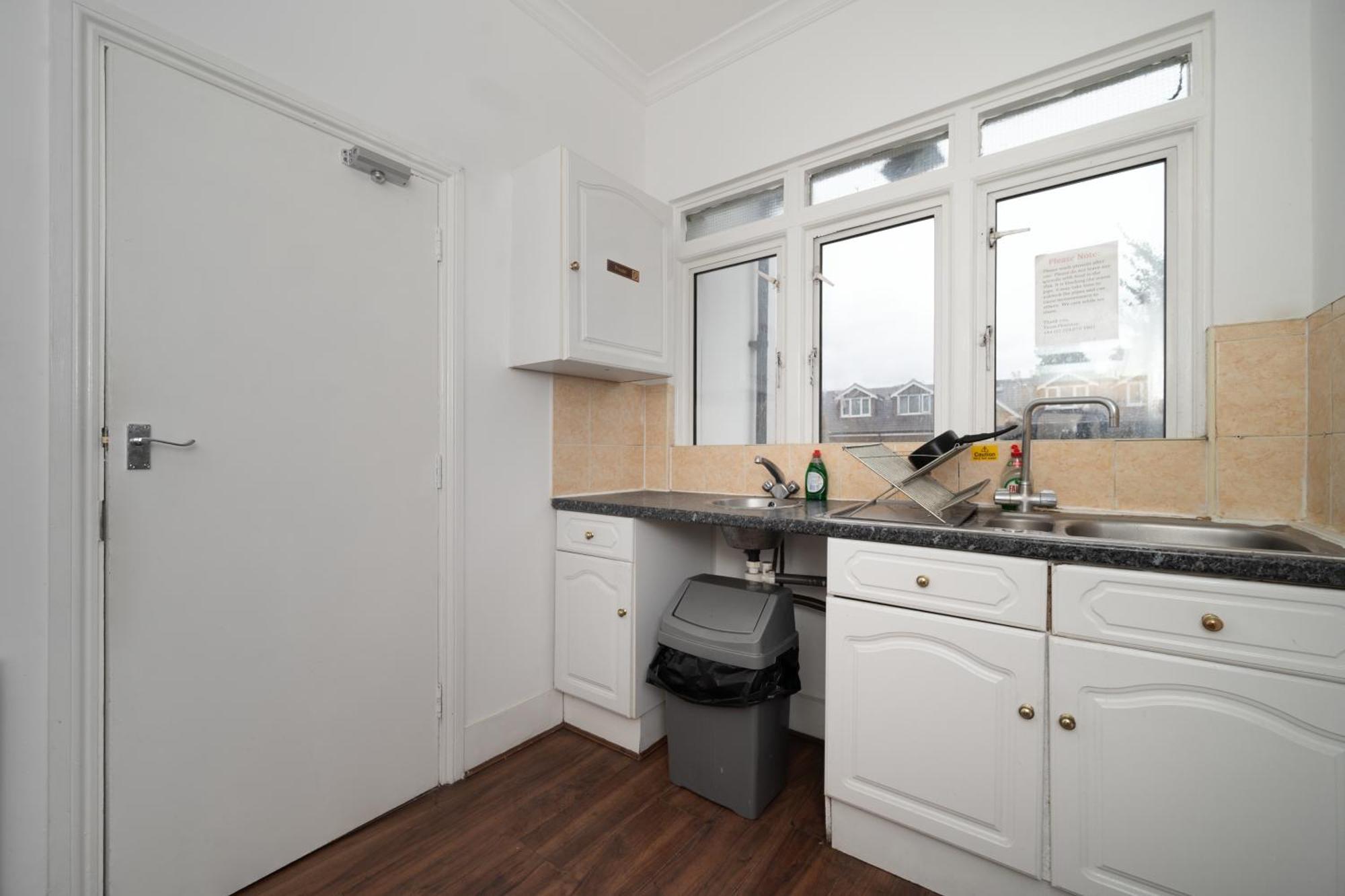 Flexistay Norbury Aparthotel ลอนดอน ภายนอก รูปภาพ
