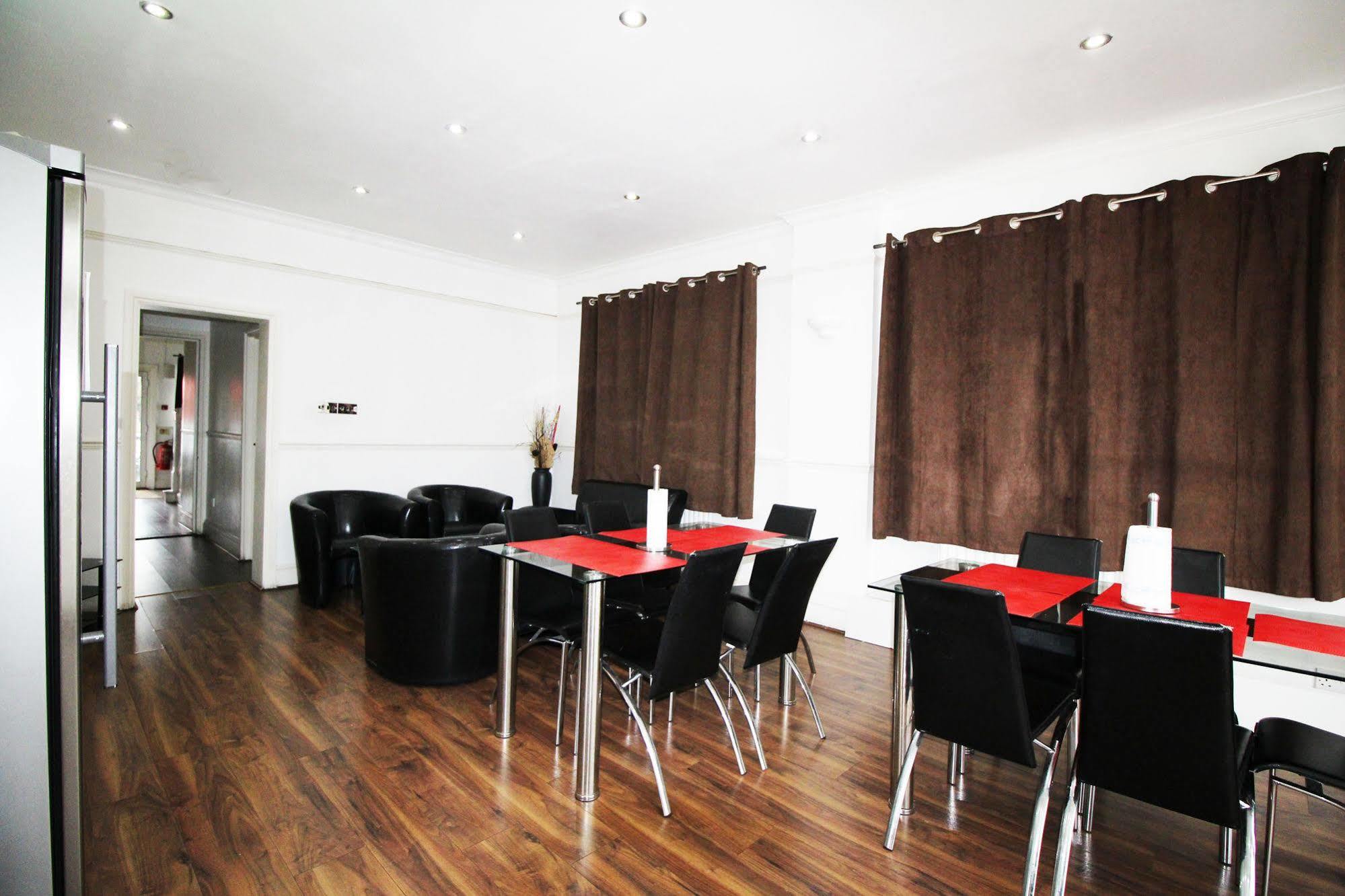 Flexistay Norbury Aparthotel ลอนดอน ภายนอก รูปภาพ